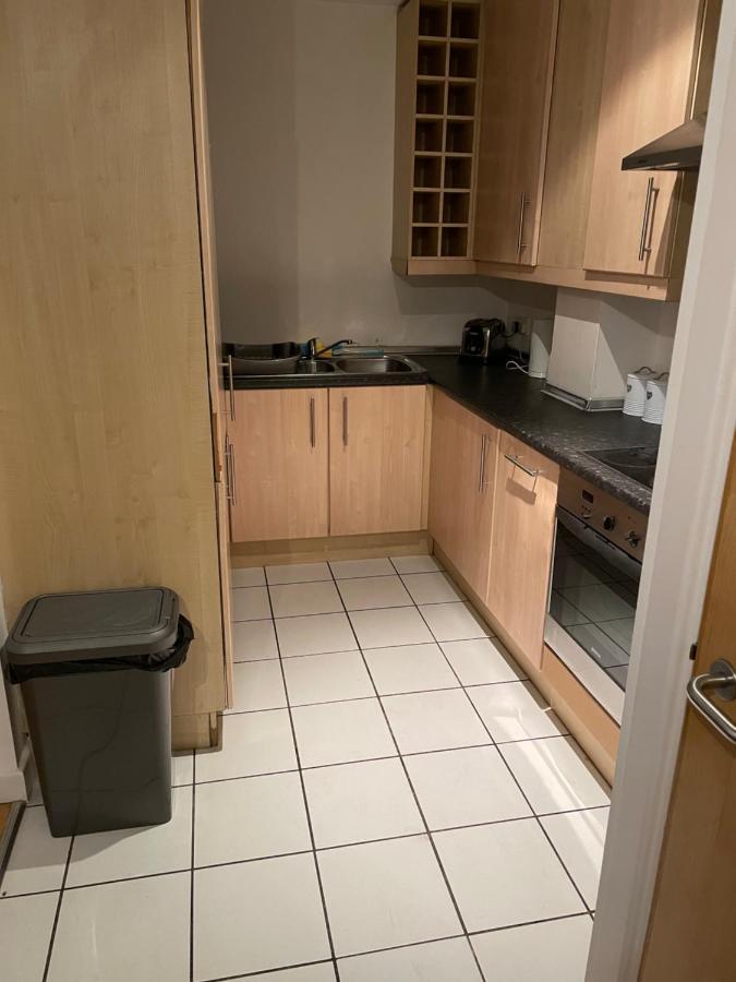 Bigkings 2 Bedroom Apt With Free Parking Beside Piccadilly In Central Manchester Exterior photo